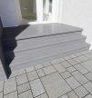 Antracit, Egyedi, anyagában színezett Homloklap Fa hatás 20cm (max.200cm)